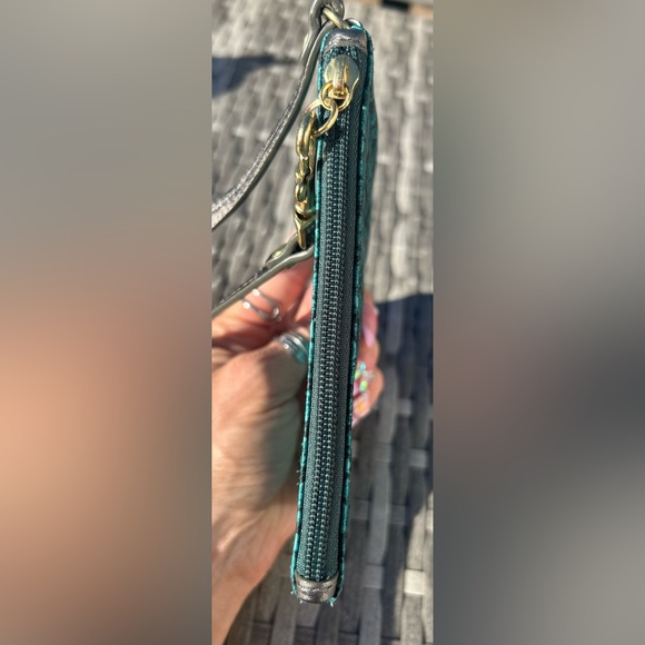 COACH Taylor Green Teal Snake Reptile Print Wristlet Sateen with leather trim - Picture 4 of 8